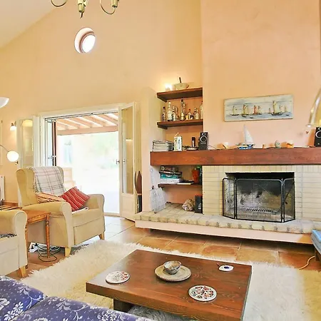 Villa Kleopatra Pouládes