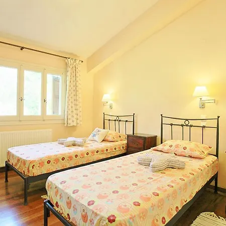 ヴィラ Kleopatra Pouládes